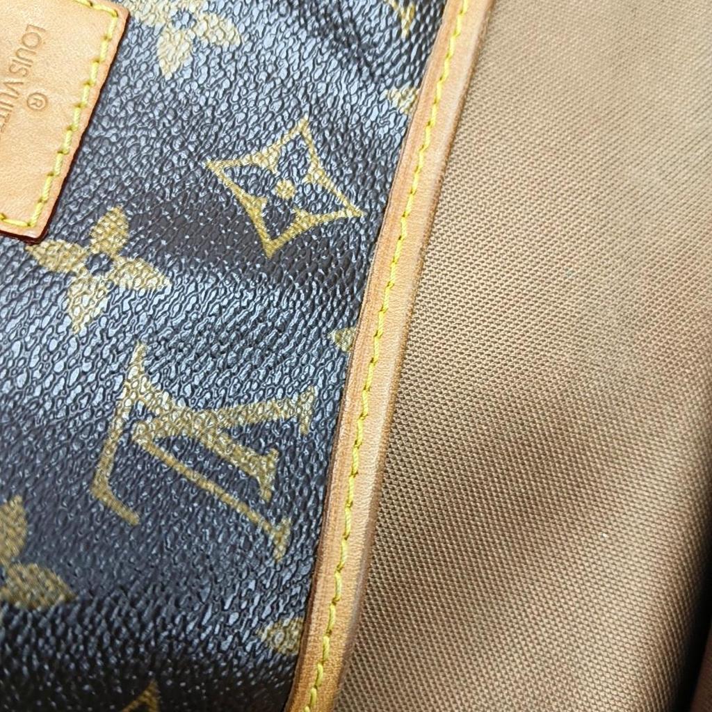 [Pre-Owned] Monogram Saumur 30 Iconic Classic Logo Print Adjustable Shoulder Strap Canvas And Leather Messenger Bag - Fair #1967VAX