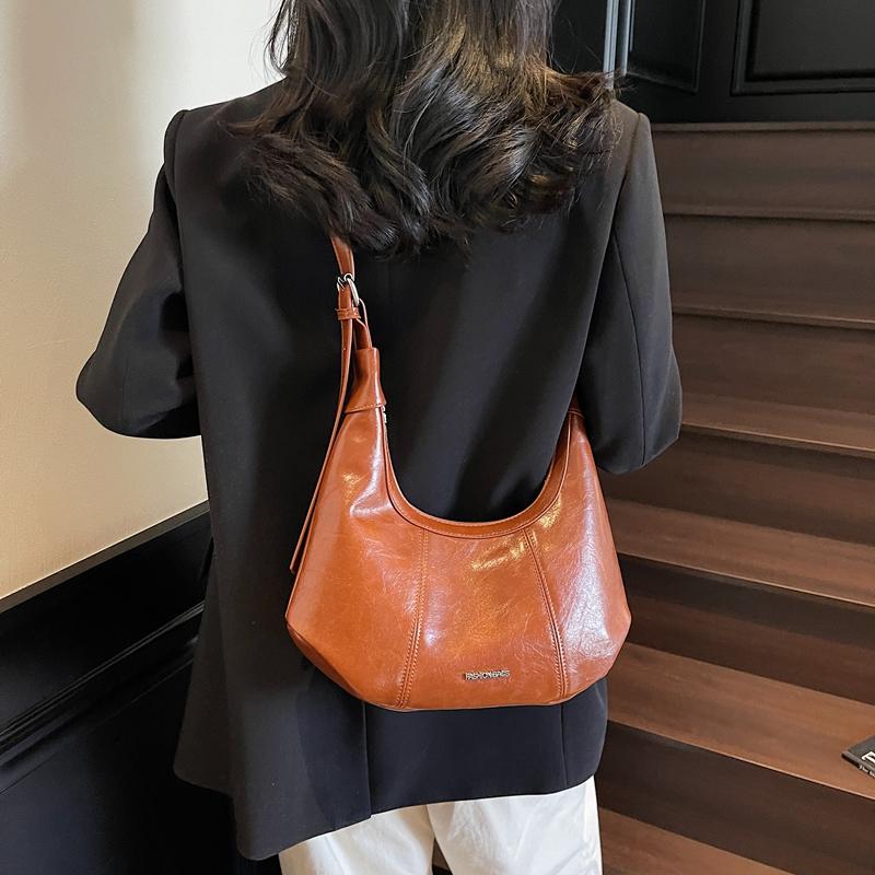 

Small Bag Women s Crossbody Bag PU Shoulder Underarm Bag коричневий