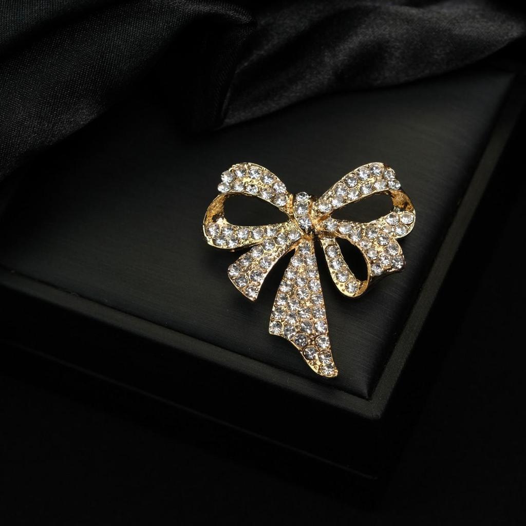 Gold & Diamond Vintage Butterfly Brooch - Versatile Women's Pin Jewelry