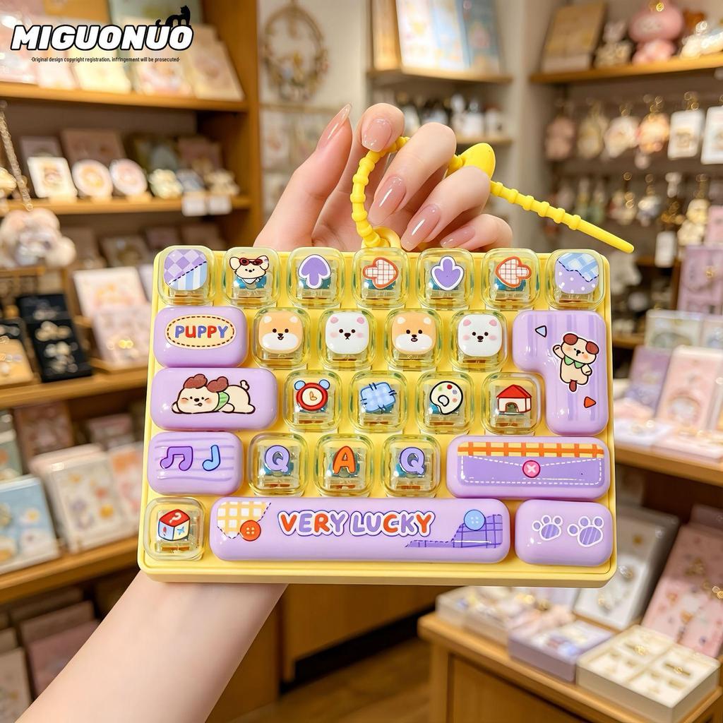 Creative Cartoon 26-Key Decompression Keyboard Keychain Pendant - Desktop Ornament & Student Bag Accessory