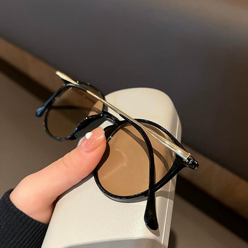 New Personalized Niche Sunglasses Women's Summer Black Frame Black Film Ins Small Face Internet Celebrity Small Frame Sunglasses UV Protection