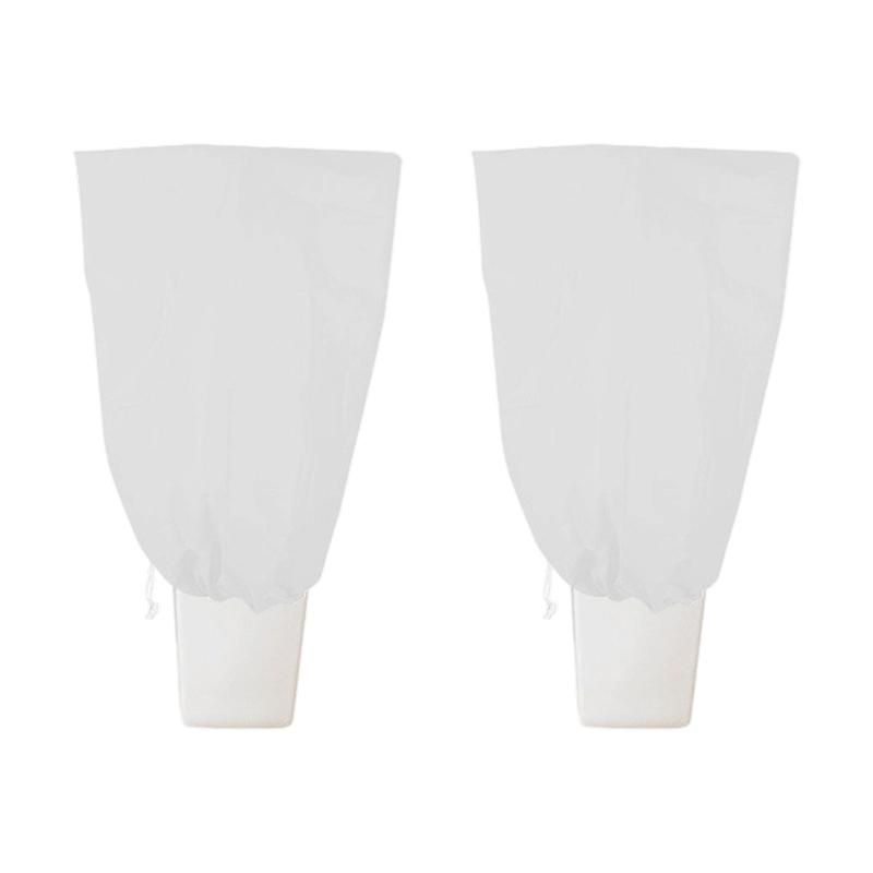 

This durable non-woven tree-shaped protective cover has a warming function білий