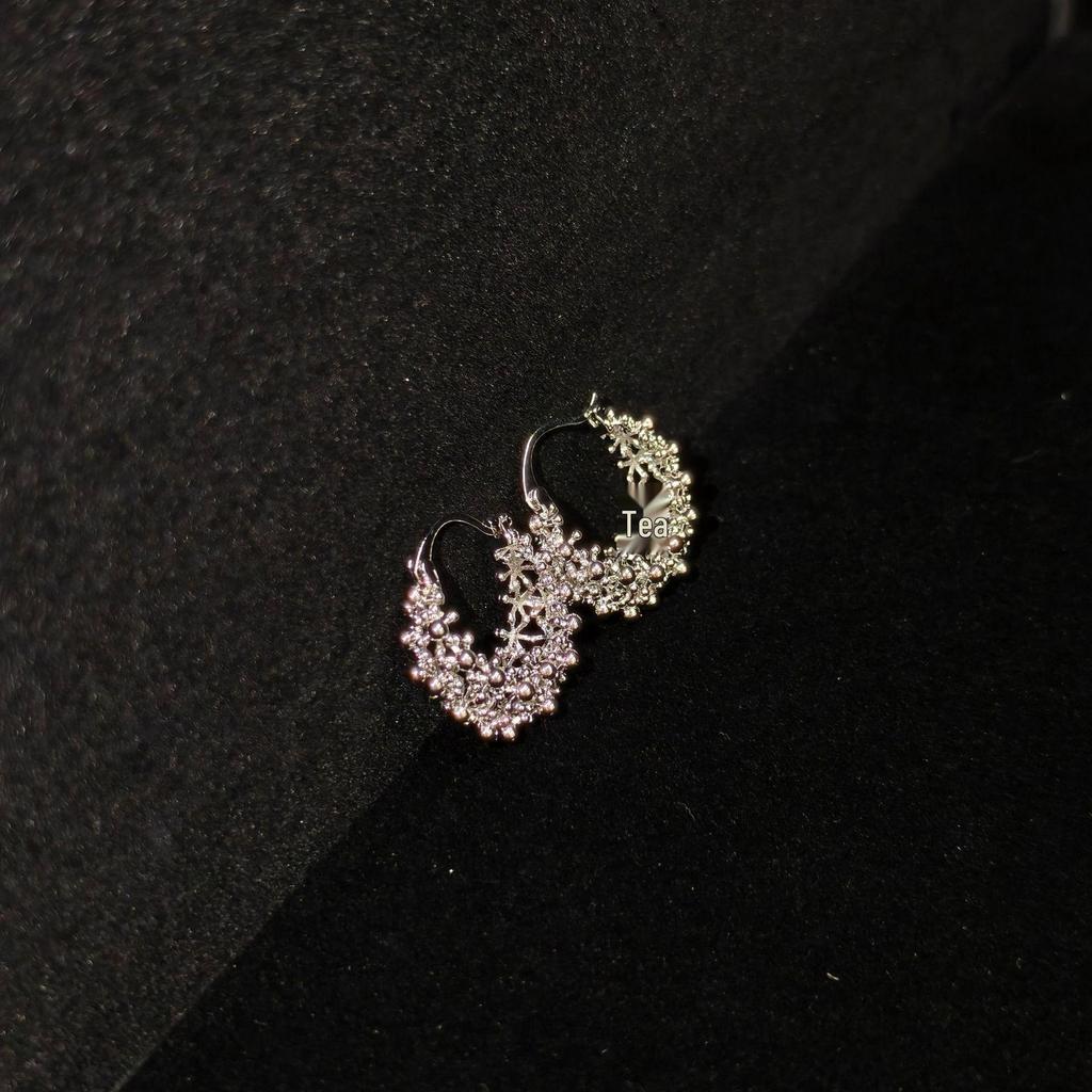New Floral Firework Hoop Earrings - Versatile, Shiny, Light Luxury Jewelry for Women