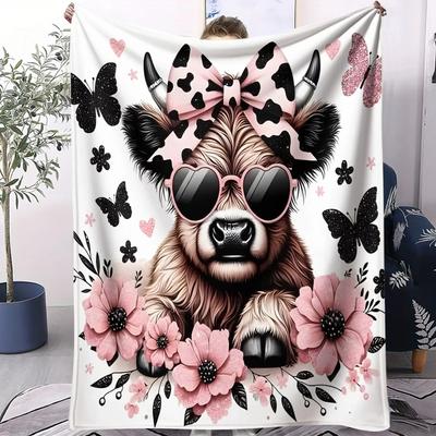 Cute Highland Cow Flannel Blanket with Holiday Floral Print Perfect Throw for Bedroom Sofa Decor Great Gift for Kids Couples Fa