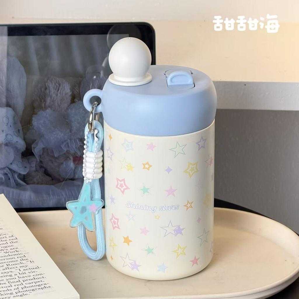 Portable water cup High quality and large capacity ins wind student straw cup Campus thermos cup High value and portable
