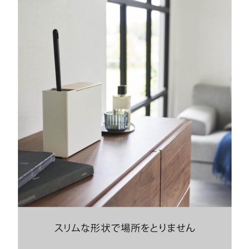 Yamazaki Handy Wiper Stand with Replacement Mop Holder, Natural, W23.1 X D7.2 X H16.7cm, Holds 6 RIN Replacement Mops, Product Number: 1837