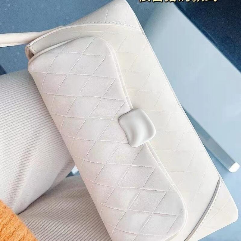 

Новые подмышечные сумки Женские сумки через плечо с расширенным текстурным рисунком и сетчатым узором Модные тренды для отдыха Универсальные сумки через плечо Квадратные сумки