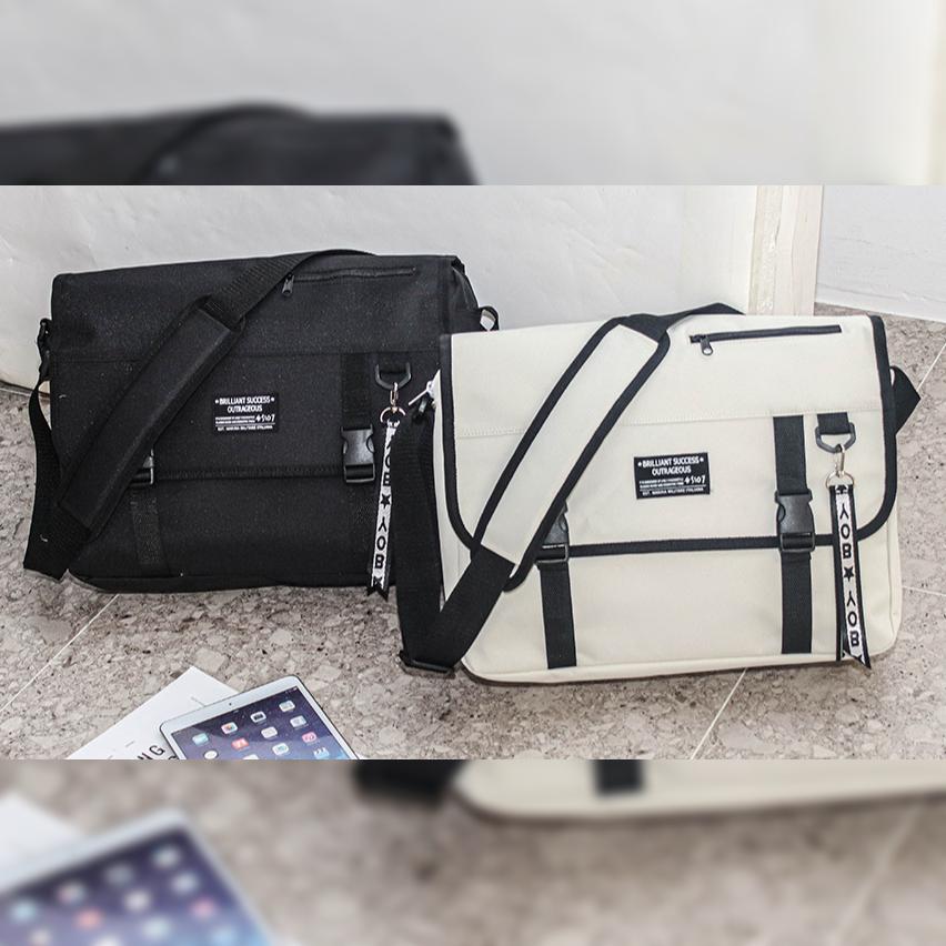 Bluecats MikonMessenger2 Unisex Keyring CrossBag