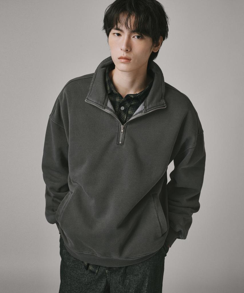 Beodeonteu Garment-Dyed Half Zip Fleece Sweatshirt [Charcoal]