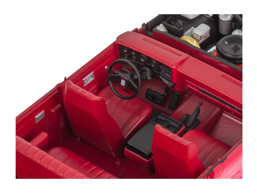 Revell 14577 GMC Jimmy 4x4 High Roller Scale Skill Level 4 Model Building Kit '85 125 175-Piece