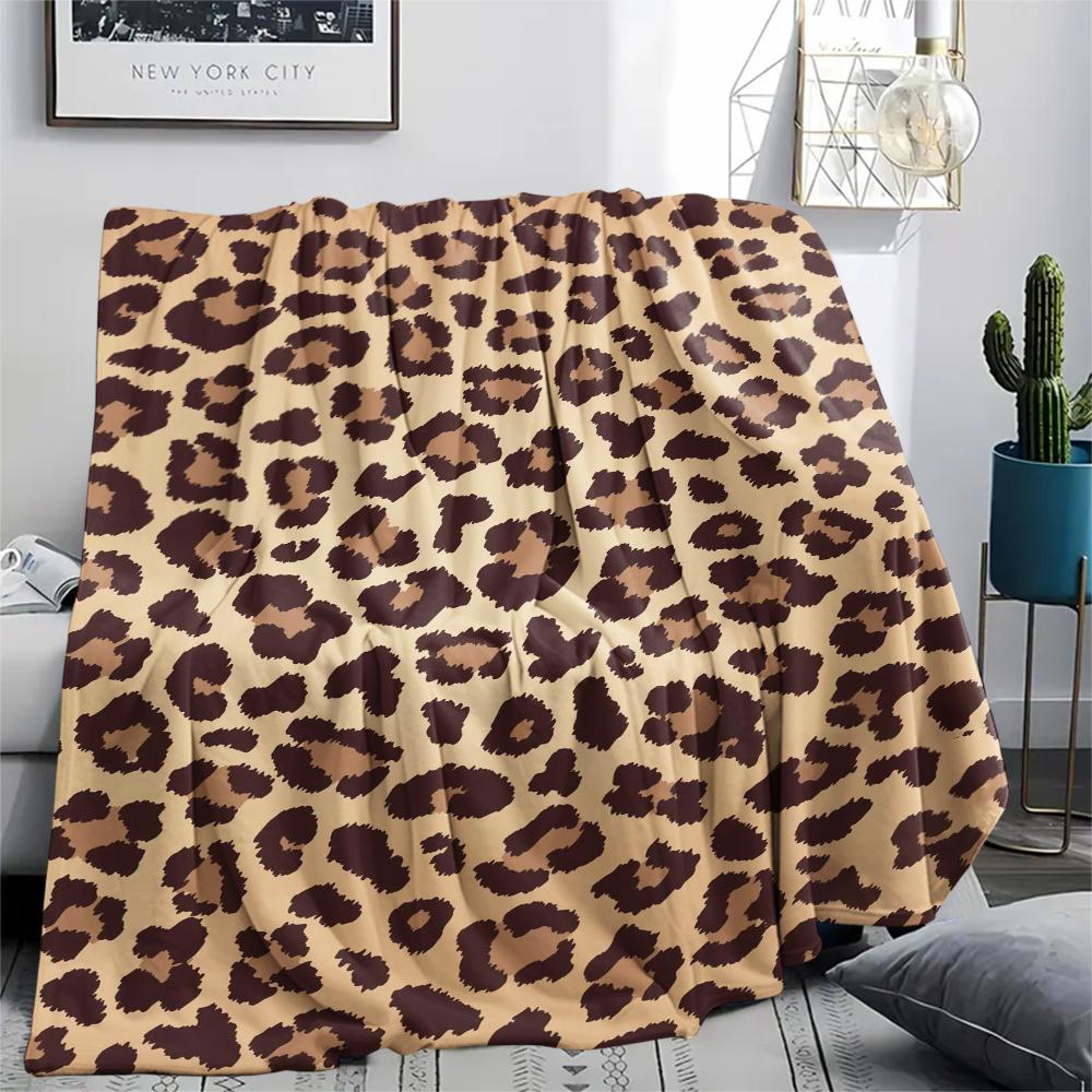 1Pc Pink Leopard Pattern Print Flannel Blanket, High Quality Comfortable for All Seasons, Home Decor, Warmth and Comfort, Perfect for Gifts
