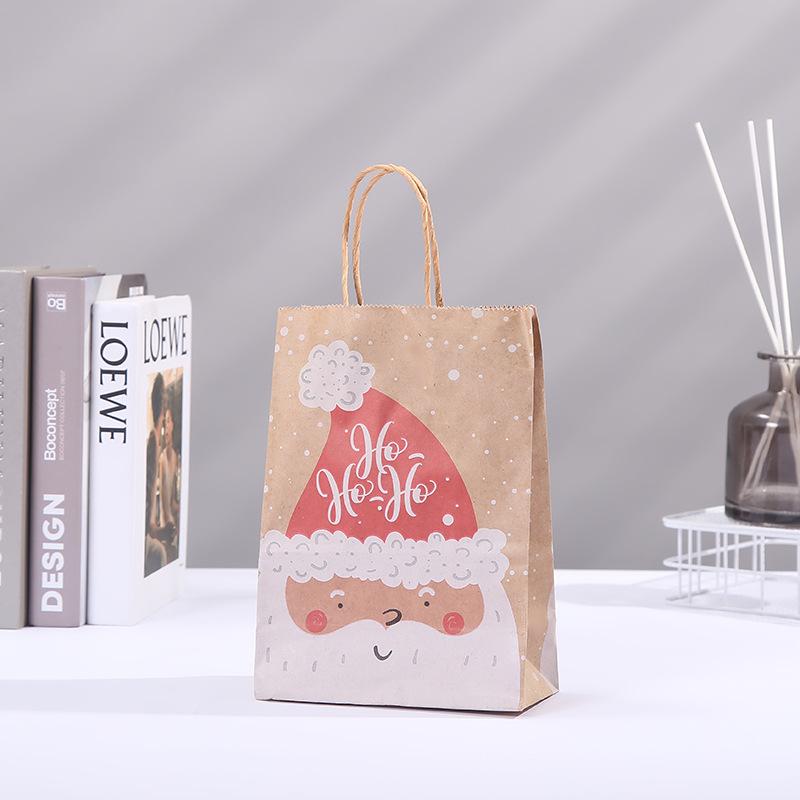10pcs Happy Christmas Kraft Paper Gift Bag Xmas Santa Claus Candy Biscuit Bag Christmas Gift Hand Bags For New Year Present