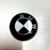 LLTXS1 Car Sticker 56/60/65/70mm Car Badge Wheel Center Cover Stickers Hub Caps Decal For BMW M M3 X5 X3 E46 E90 E39 F10 F20 F30 G20 E6