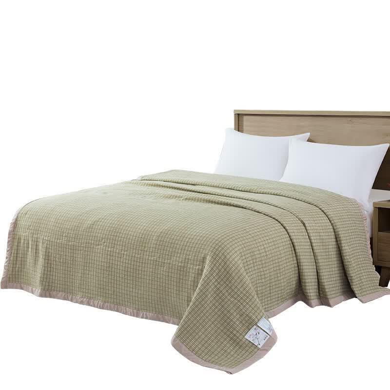 Faunen All-Season Polyester Quilt