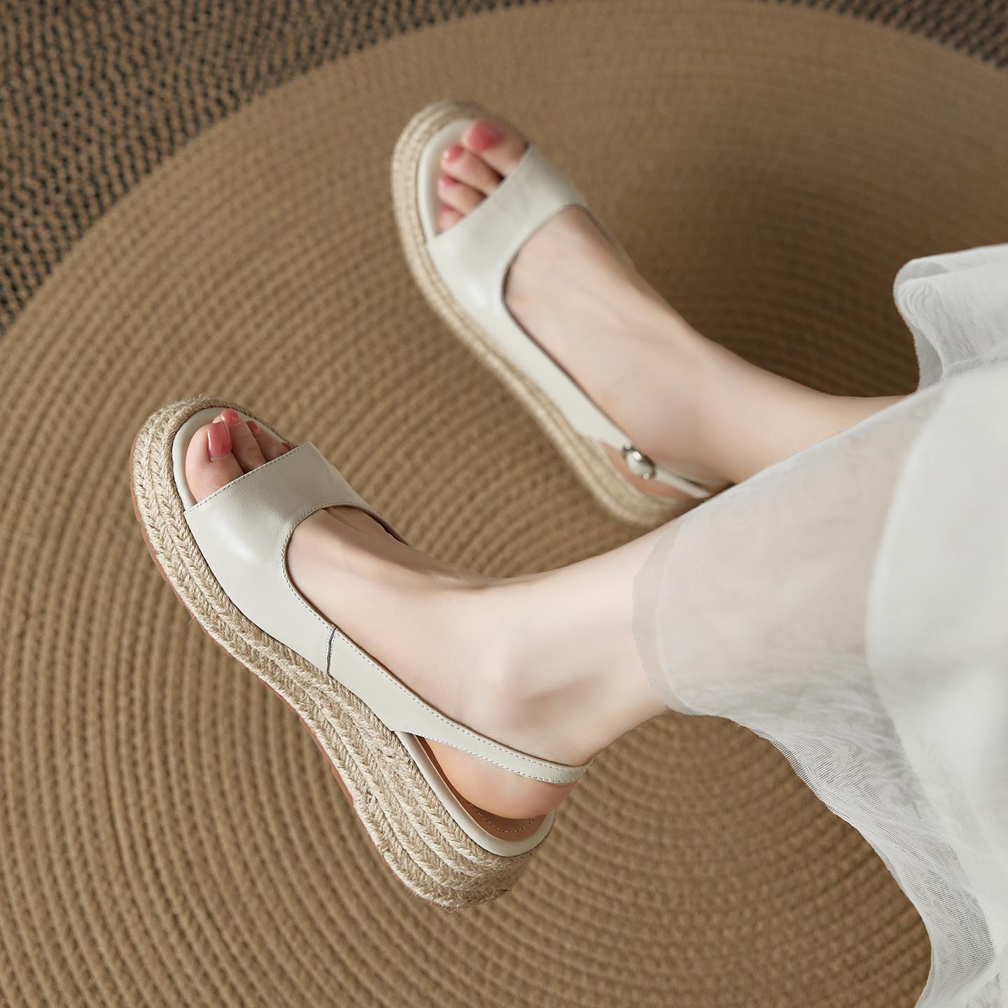 

5.5CM shows leg length~ leather round head straw woven open-toed sandals for women s summer wear heightened wedges with sandals 40 бежевый