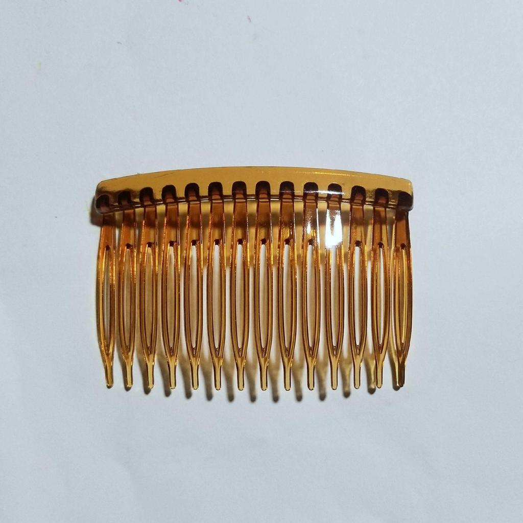 14-Tooth Korean Style Transparent Plastic Hair Comb for Bridal Accessories (4.5 X 7cm)