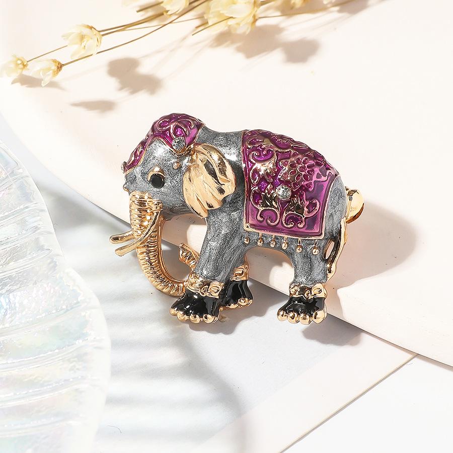 

Ретро-брошь в виде слона с бриллиантовой эмалью - маленькая булавка для женщин - аксессуар для пальто и свитера фиолетовый