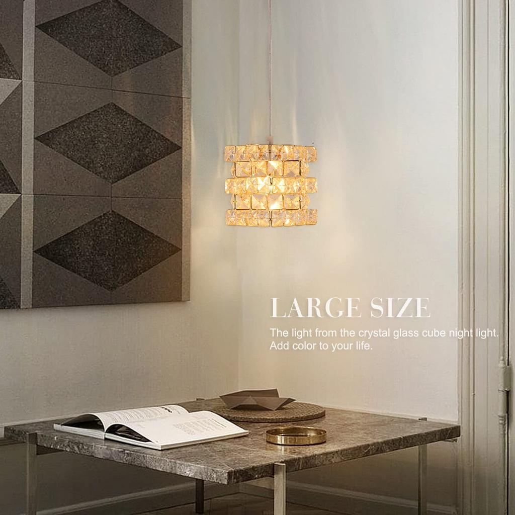 Błysk Cerdeco przypominający zorzę polarną... Duży Żyrandol o Wspaniałym Designie i Kryształowych Koralikach. Ręcznie wykonane dla elegancji. Certyfikat PSE, E12, Wiszący