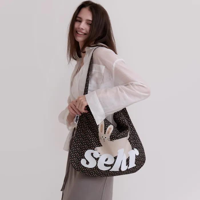 My Bunny Flower Easy Bag (Black)
