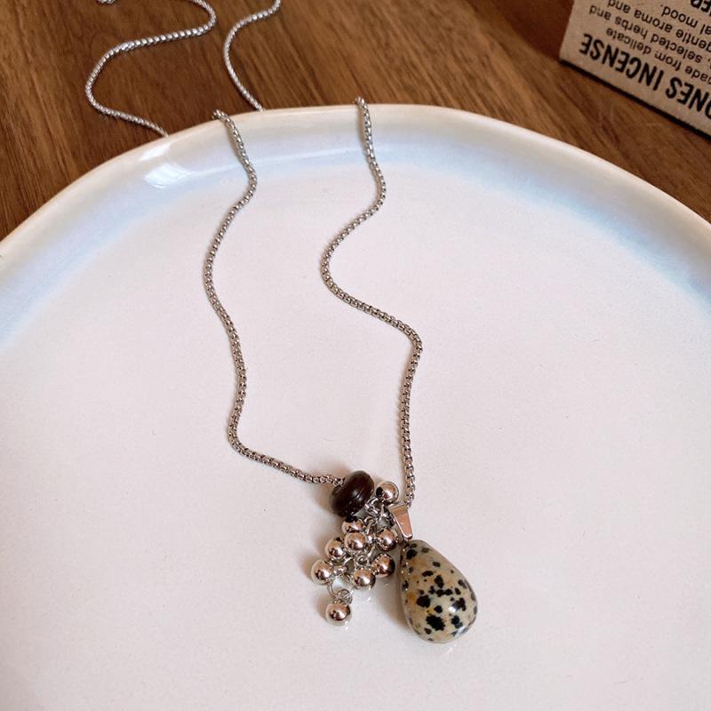 Y2K Starfish Flower Necklace: Cool, Sweet Style for Women’s Fashion