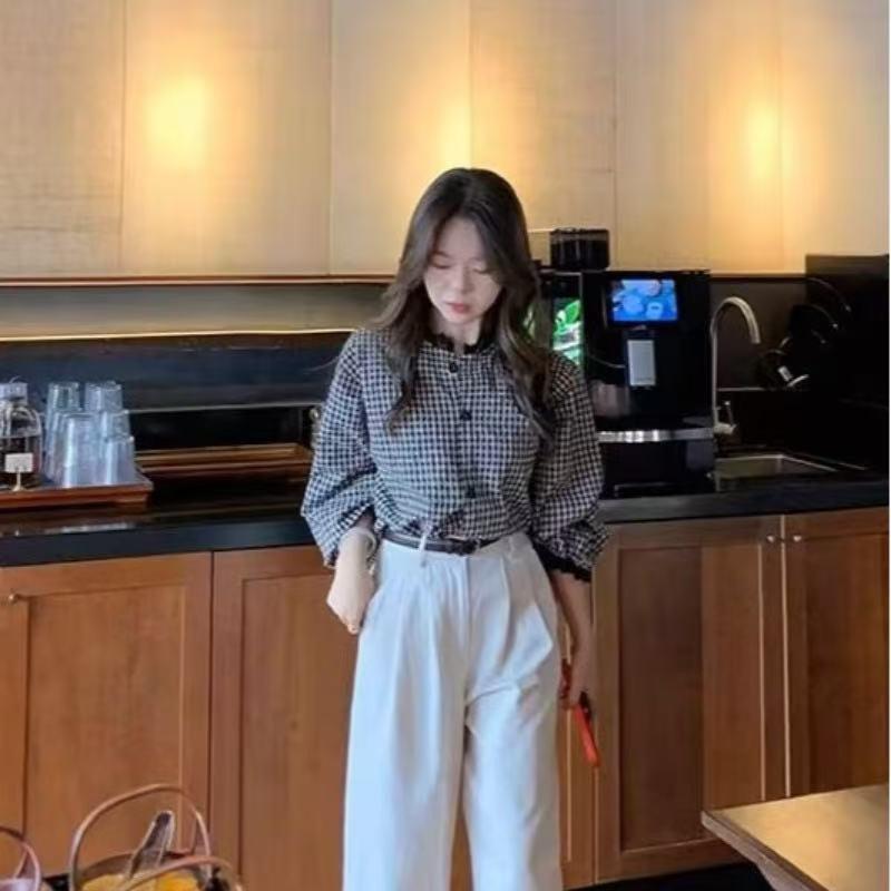 Women's Retro Chic Plaid Shirt - Early Autumn 2025, Age-Reducing, Versatile Round Neck Top