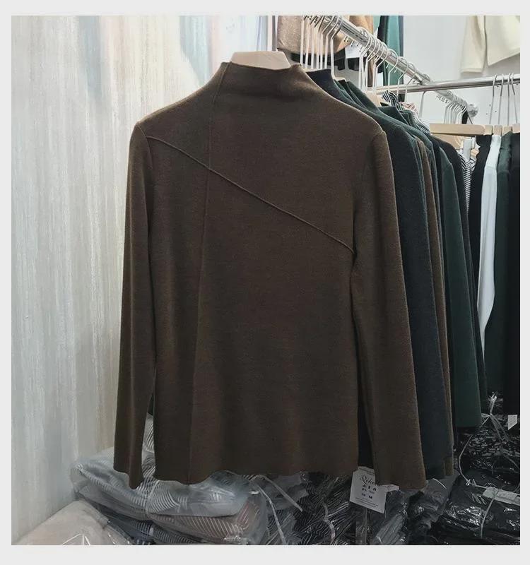 2024 Western-Style Slim Velvet Long-Sleeve Top: Women's Autumn/Winter Half-High Collar Shirt