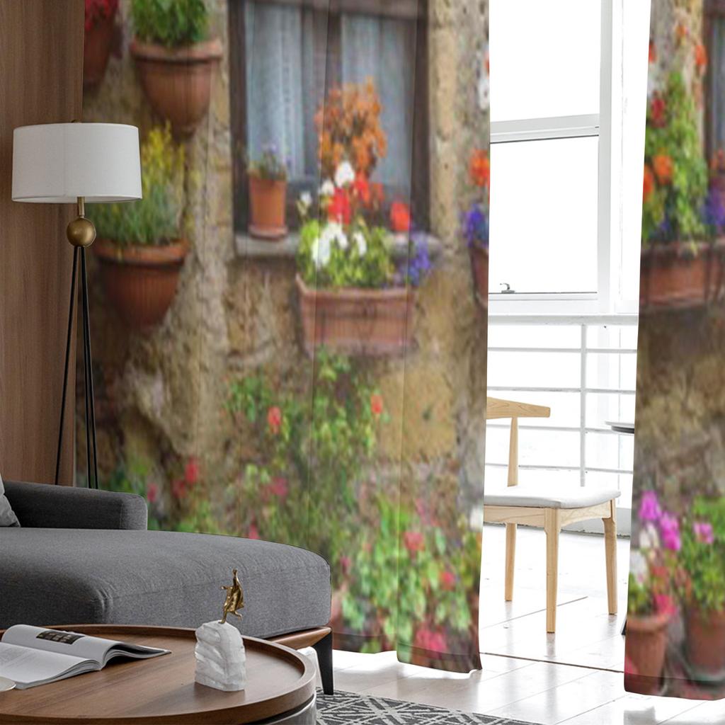 Un sat italian antic plin de flori Perdele transparente din tul pentru decorarea livingului și a bucătăriei Perdele voile din organza