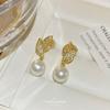 Super Flash Micro-inlaid Zircon Temperament Fashion Pearl Mosquito Coil Disc Stud Earrings Women's New Niche Ear Clips Hole-free Exquisite Earrings