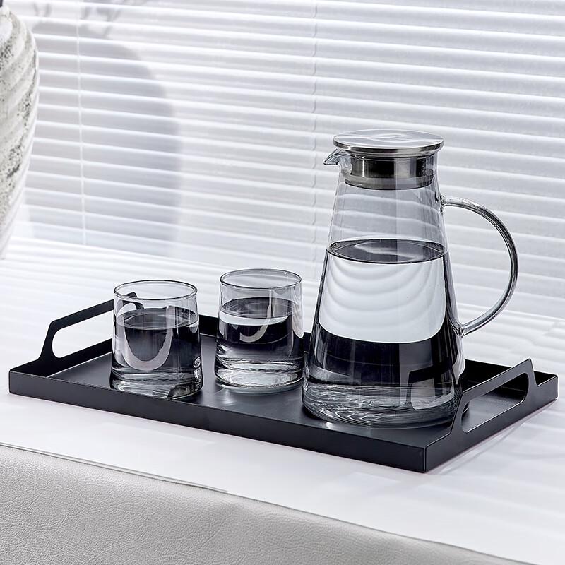 Elegant Heat-Resistant Glass Tumbler