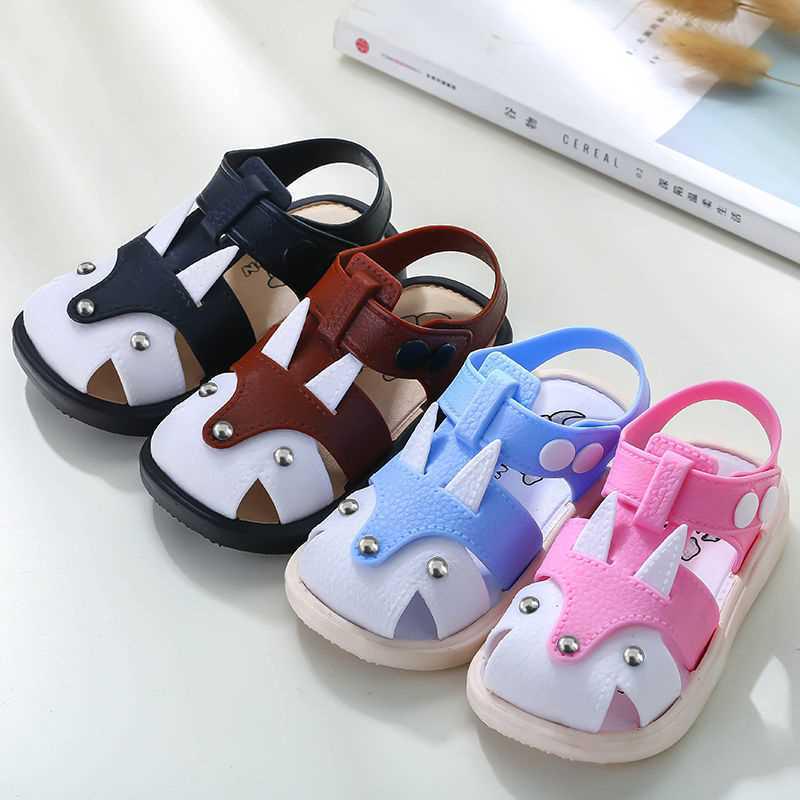 2025 Kids' Closed-Toe Korean Style Beach Sandals - Cute and Versatile Summer Shoes