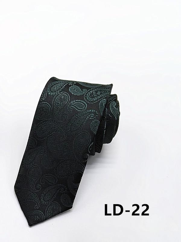 Handmade Paisley Tie for Trendy Gentlemen