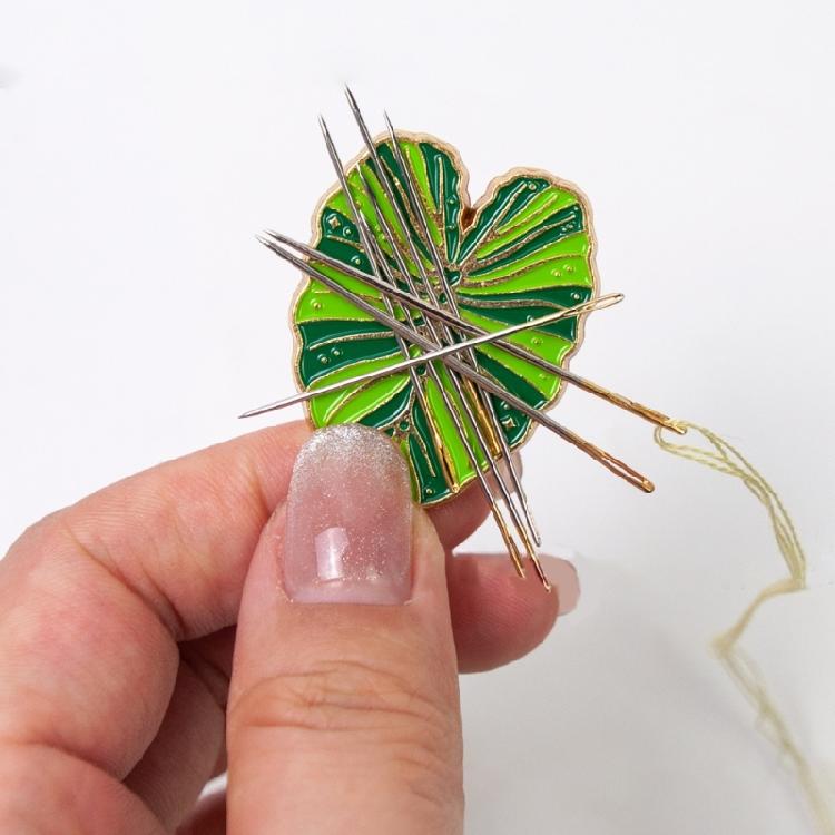 4Pcs Magnetic Needle Keeper Needle Holders Needle Nanny Sewing Needle and Pin Holders for Stitching Embroidery