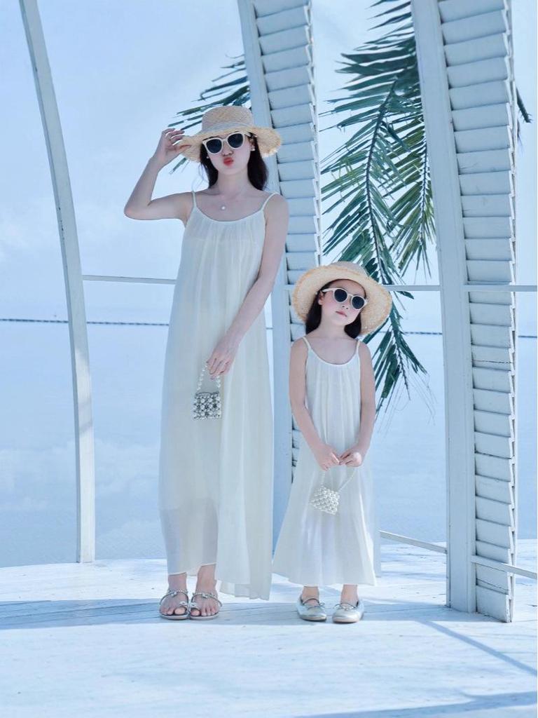 Dopamine Mother-Daughter Chiffon Beach Dress for Summer Seaside Vacation in Hainan Sanya