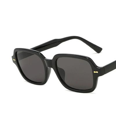 Vintage Small Frame Sunglasses Women Retro Oval Sun Glasses Korean Style Designer Brand Classic Eyewear for Driving Black