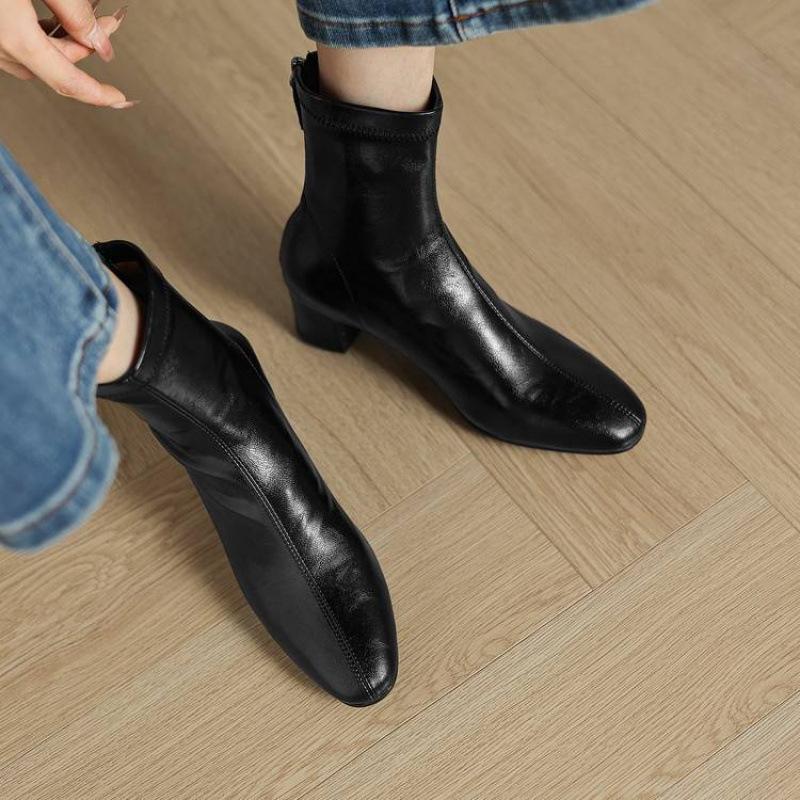 Podzimní a zimní dámské kožené boty jednobarevné střední podpatek velká velikost dámské boty nové všestranné zadní zip gumová podrážka středně vysoké holínky Martin