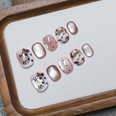 Arte de Unhas Wearable Feita à Mão: Adesivos de Unhas Postiças Fofos, Curtos, Elegantes e Dignes do Instagram, Prontos para Usar e Removíveis.