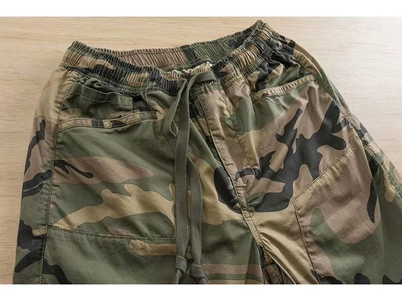 Men's Summer Korean Style Camouflage Sports Leggings: Elastic Waistband, Trendy Loose Fit Casual Work Pants.