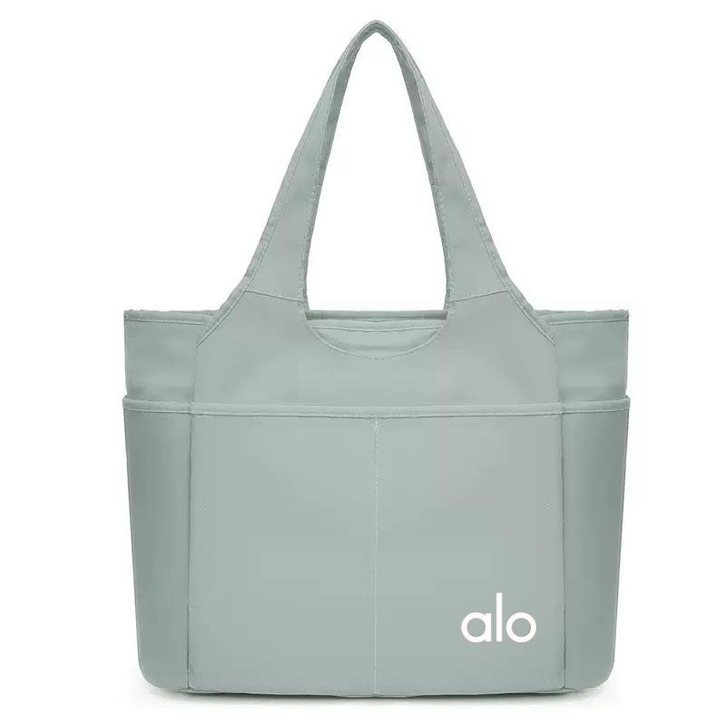 Вместительная многокарманная сумка-тоут для йоги и путешествий зелёный