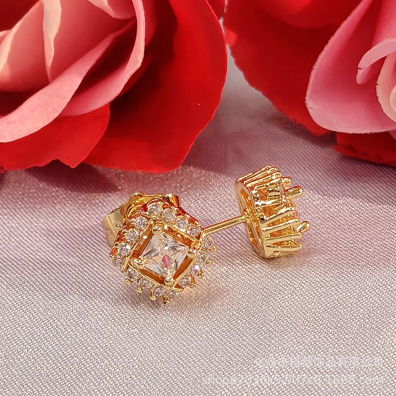 Elegant Sparkling Zirconia Stud Earrings: High-End Light Luxury, Fresh Fairy Style Copper with Zirconia Stud Earrings