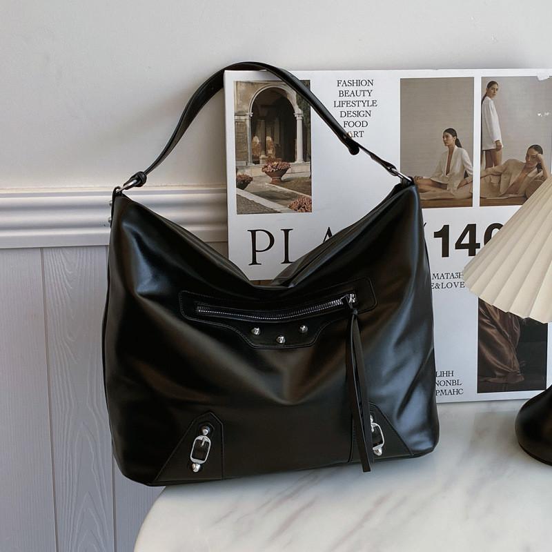 Fashionable Vintage Tote Bag For Women With Large Capacity Perfect For College Students