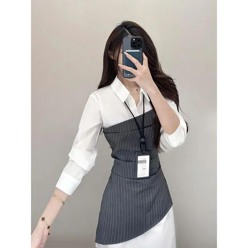 Elegant Waist-Cinching Slim-Fit Petite Splice Dress