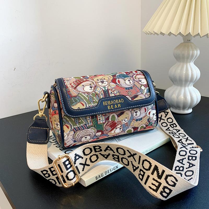 

Сумка North оригинальный дизайн мультяшный медведь сумка модная контрастная цветная на плечо женская сумка новая через плечо женская сумка новая 20cm*22cm*14cm темно-синий