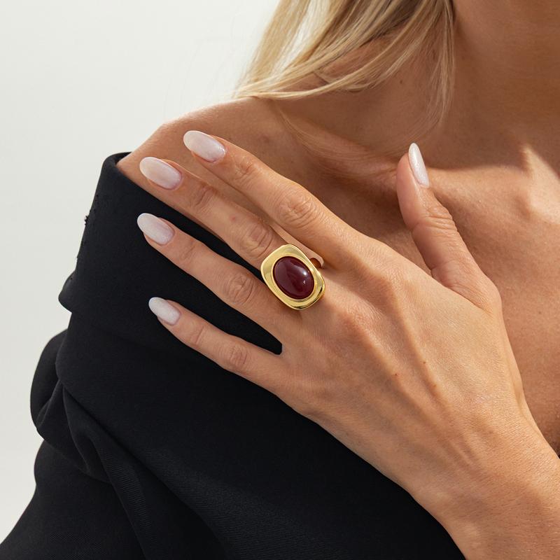 

1Set Retro Resin Acrylic Oval Stud Earrings Rings for Women Trendy Gold Color Geometric Earrings Fashion Zircon Accessories Set