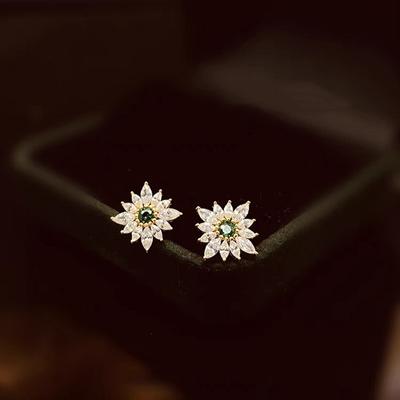 S925 Sterling Silver Green Stud Earrings Elegant Diamond-Embedded Commuter Girl Flower Earrings Earrings Earrings