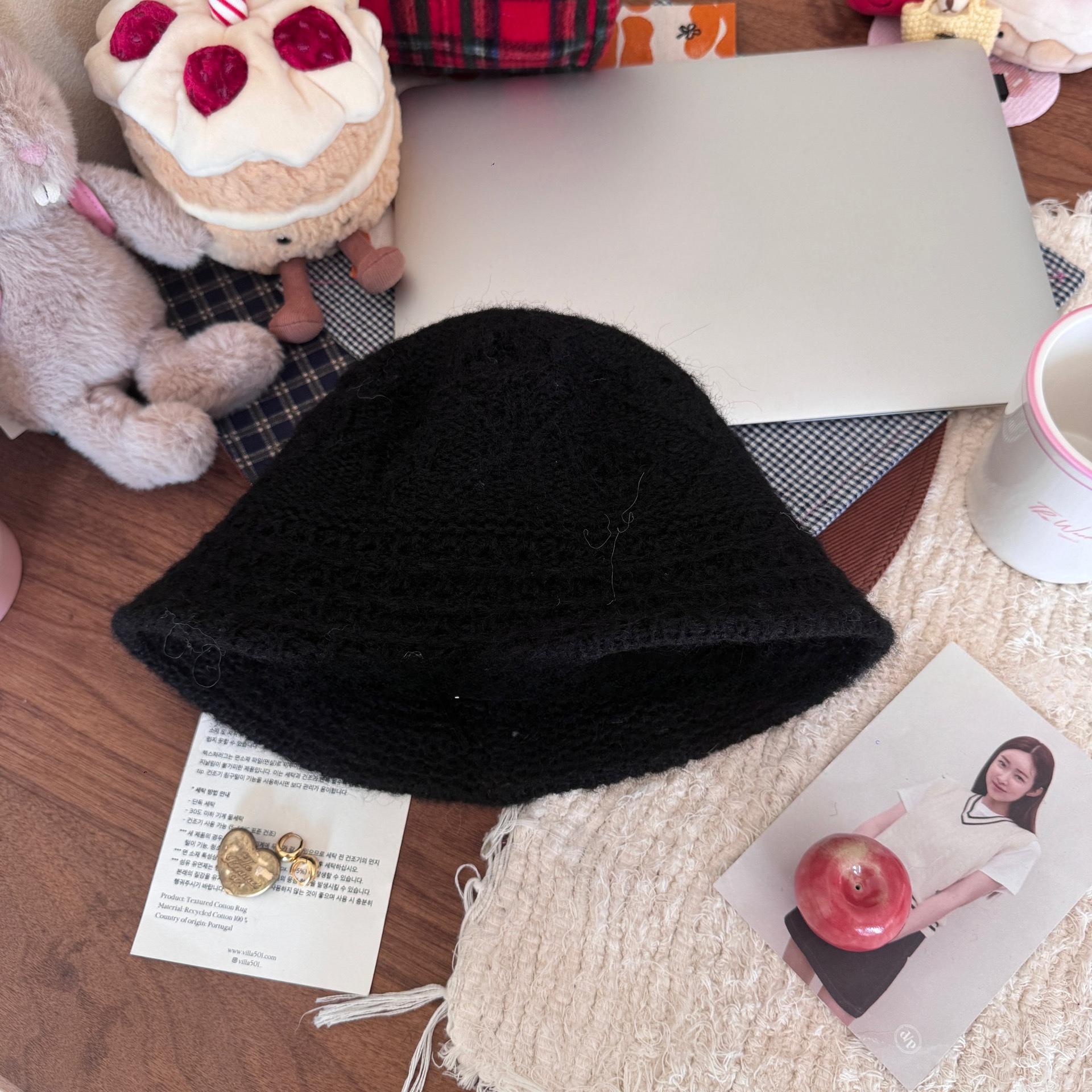 

Новая ретро вязаная шерстяная шапка-бини на осень и зиму Простая и универсальная шапка-рыбака, закрывающая лицо без макияжа L（58-60cm）