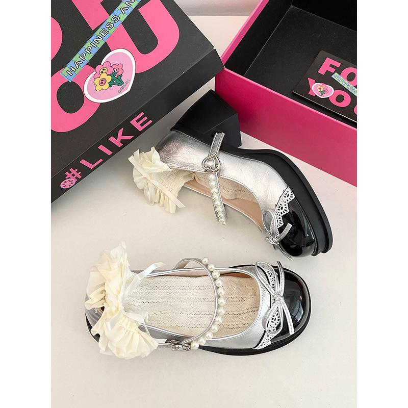 

Thick heel sweet bow light mouth single shoes summer 2025 fashion versatile one-word buckle with Mary Jane high heels 40 серебряный
