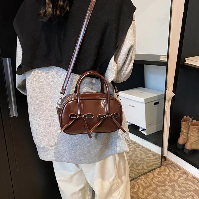 High-end Armpit Bag for Women Autumn and Winter New Retro Fashion Version  Niche Trendy Shoulder Bag