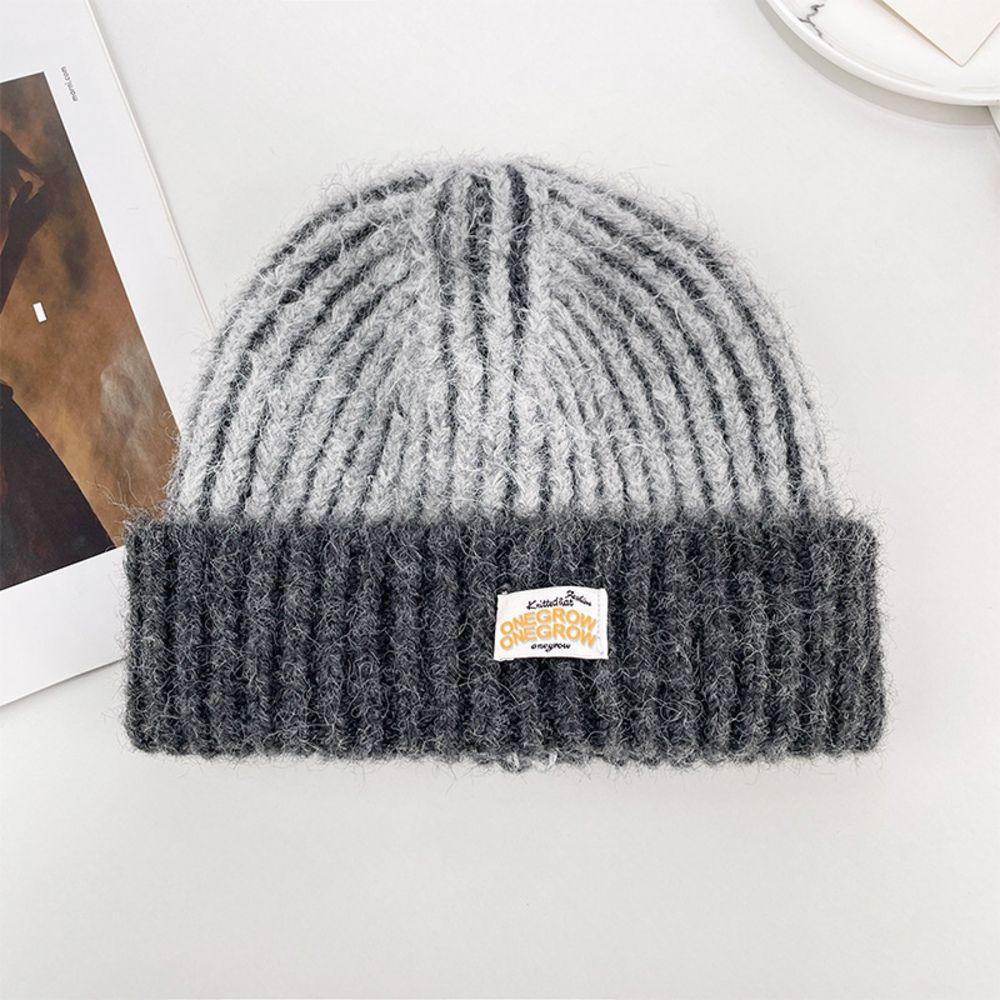 Thick Warm Earflap Winter Hat 53cm to 60cm Head Circumference Retro Stripe Beanie  For Women