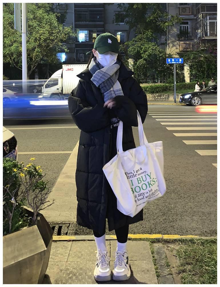 Women's Mid-Length Cotton-Padded Coat - 2025 Winter New Korean Style, Loose, Over-the-Knee, Thickened Jacket.