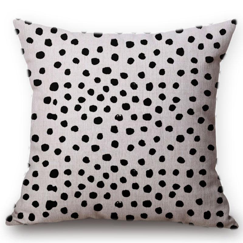 Monika Chen Unisex Black Geometric Spots Strawberry Printing Home Decor Sofa Car Seat Decorative Cushion Cover Pillow Case Capa Almofadas
